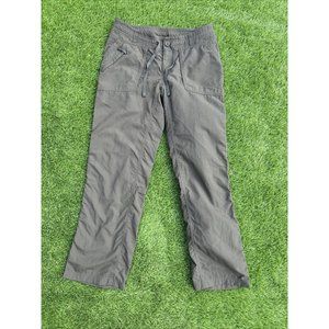 The North Face Nylon Green Pants Stow Pocket Women’s Size 8 Embroidered Logo